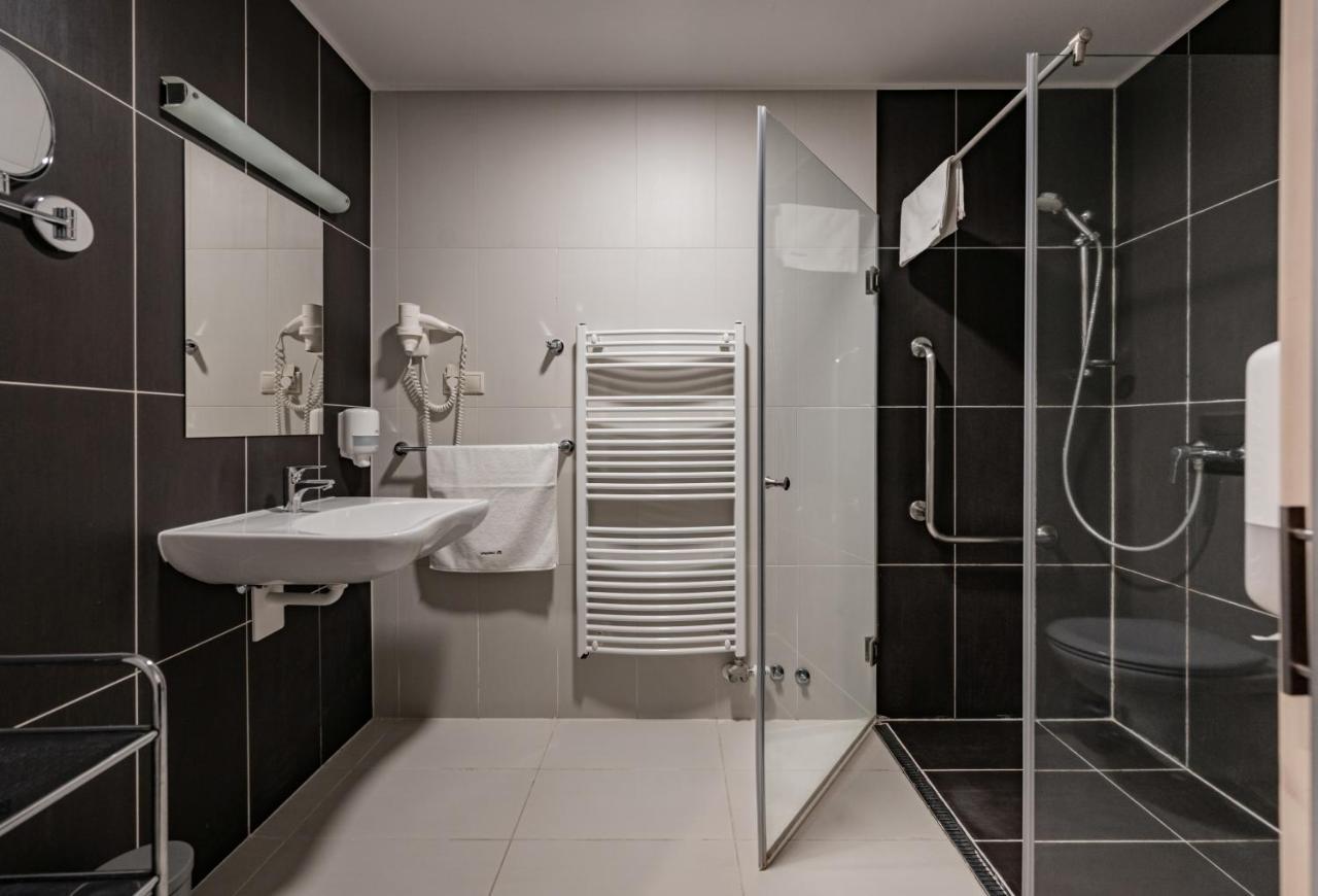 Hotel Vineyard Inn - Szoloskert Kanije Dış mekan fotoğraf