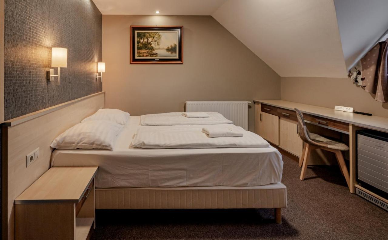 Hotel Vineyard Inn - Szoloskert Kanije Dış mekan fotoğraf