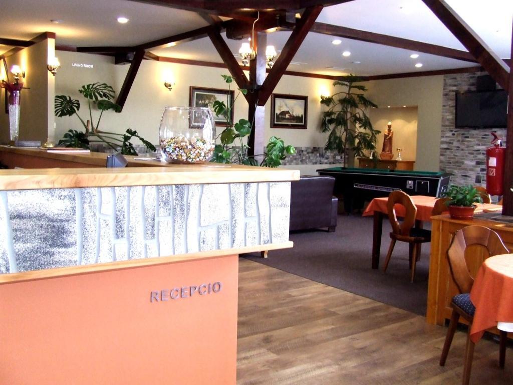 Hotel Vineyard Inn - Szoloskert Kanije Dış mekan fotoğraf